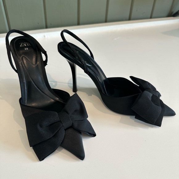 Black Women's Heels with Bow - Picture 6 of 6